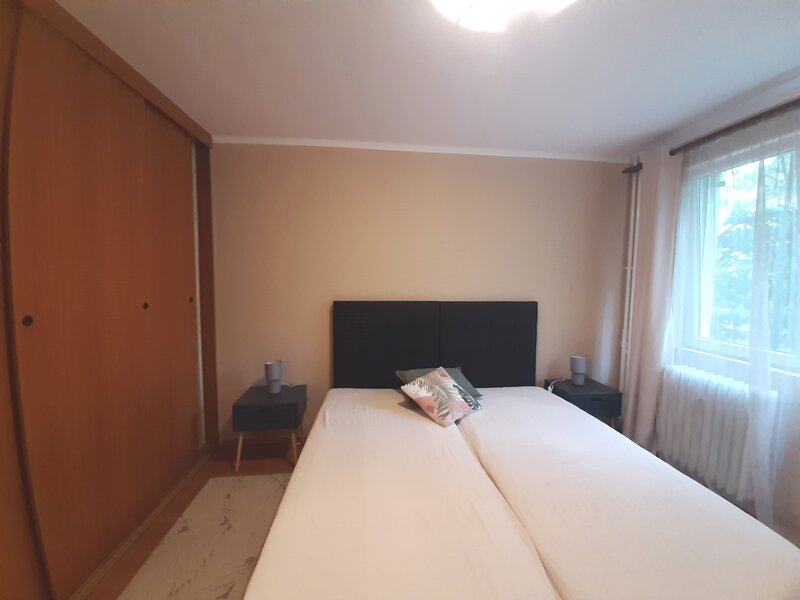 Drumul Taberei, apartament 2 camere 1/10, bloc civilizat, metrou.